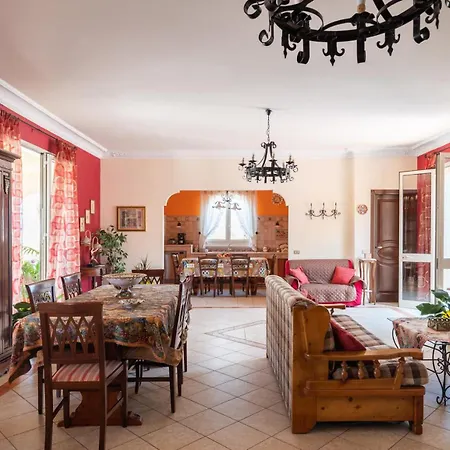 Villa Traditional Located In The Plains Of